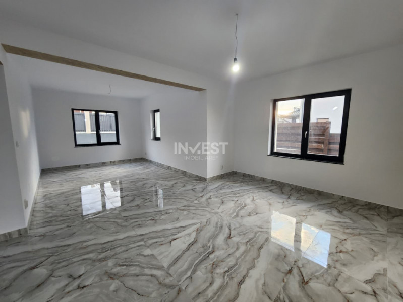 CASA 4 CAMERE, 2 BAI, 440 MP TEREN, MIROSLAVA