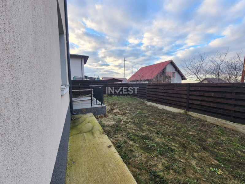 CASA 4 CAMERE, 2 BAI, 440 MP TEREN, MIROSLAVA