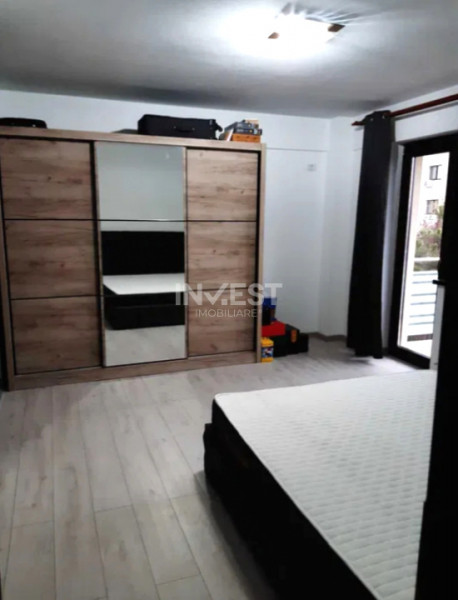 1 CAMERA DECOMANDAT POPAS PACURARI