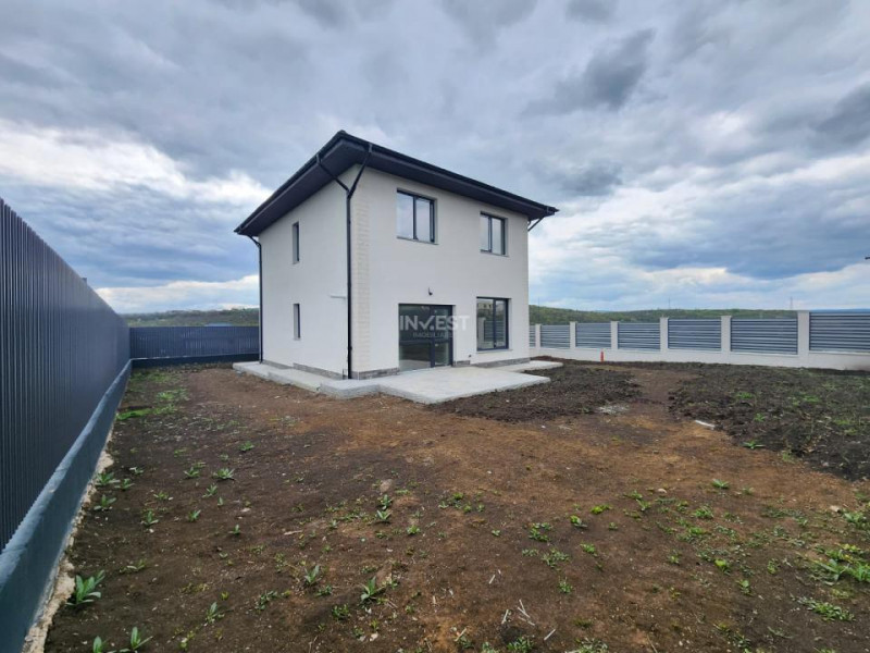 Casa cu 4 camere,2 bai, finalizata, MUTARE IMEDIATA, Valea Adanca