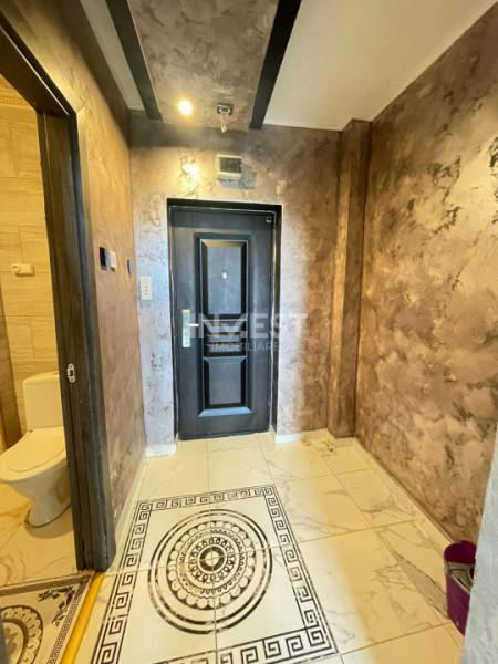 Garsoniera-30mp-etaj intermediar-Podul de Piatra