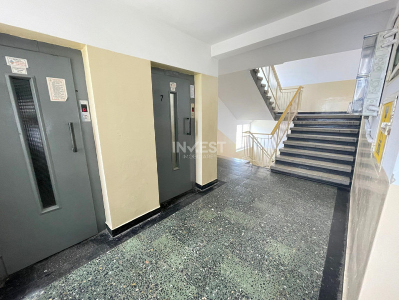 Garsoniera-30mp-etaj intermediar-Podul de Piatra