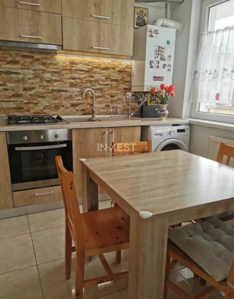 Apartament decomandat cu 3 camere, 82 mp, zona Bucium