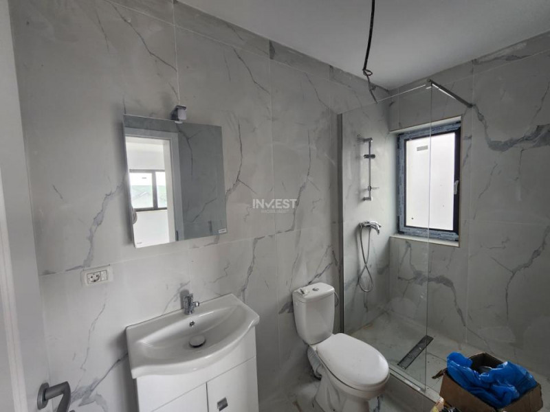 Casa individuala,4 camere,2 bai,110 mp utili,500 mp teren,20 mp Beci, Miroslava