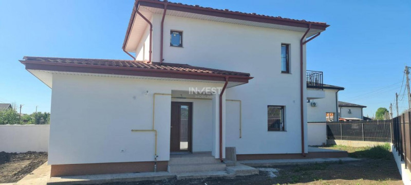 CASA INDIVIDUALA , 4 CAMERE,2 BAI, 530 MP TEREN, MIROSLAVA