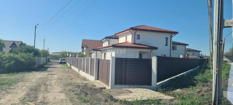 CASA INDIVIDUALA , 4 CAMERE,2 BAI, 530 MP TEREN, MIROSLAVA