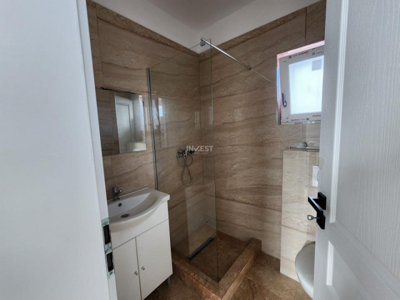 CASA INDIVIDUALA , 4 CAMERE,2 BAI, 530 MP TEREN, MIROSLAVA