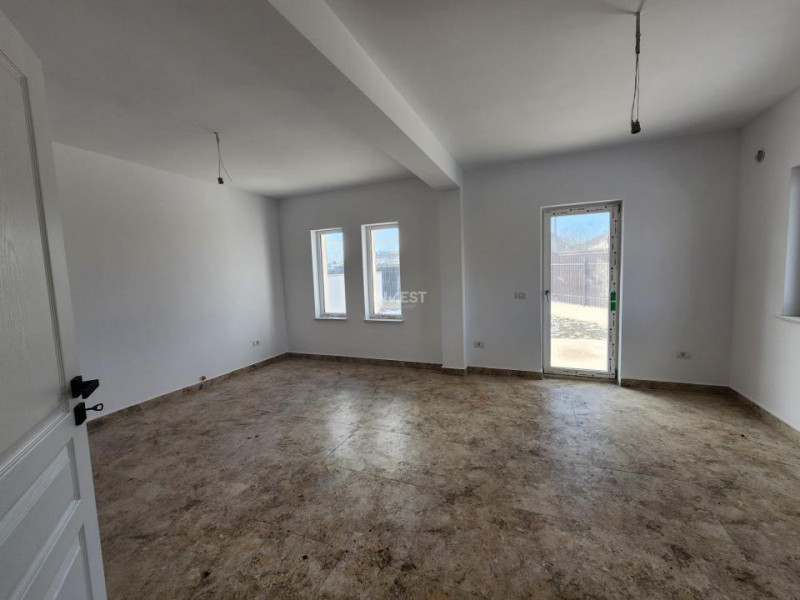 CASA INDIVIDUALA , 4 CAMERE,2 BAI, 530 MP TEREN, MIROSLAVA