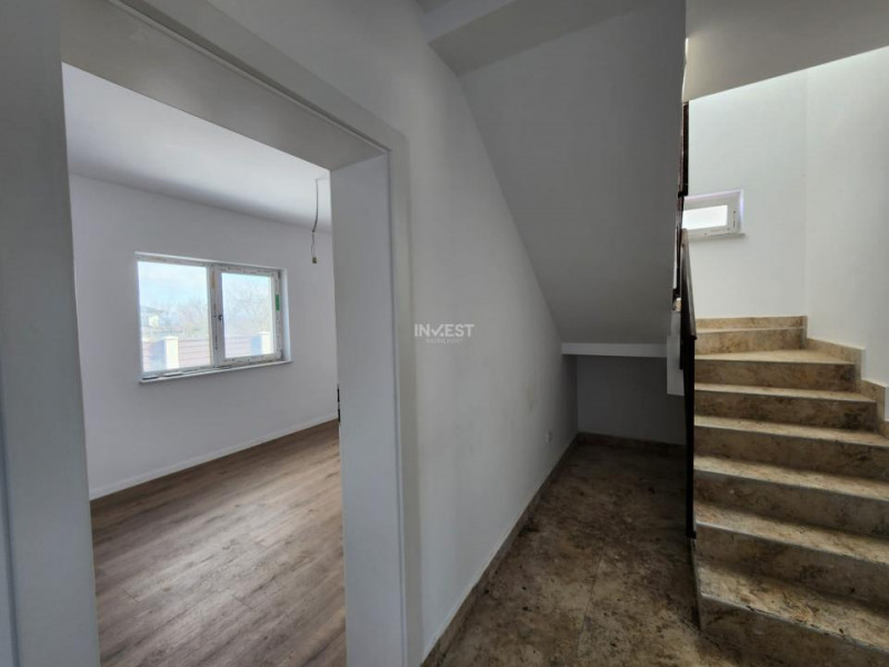 CASA INDIVIDUALA , 4 CAMERE,2 BAI, 530 MP TEREN, MIROSLAVA