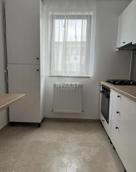 APARTAMENT CU 2 CAMERE DECOMANDAT, ETAJ 2, CAPAT CUG