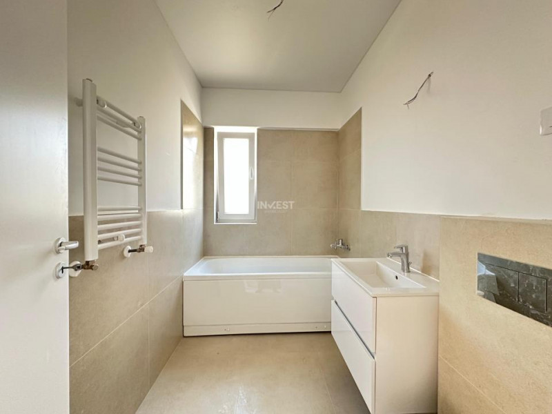 INTABULAT! 1 CAMERA BLOC NOU PACURARI KAUFLAND