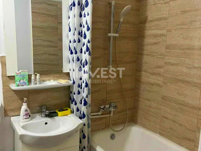 Apartament 1 camera decomandat-etaj 2-Podul de fier