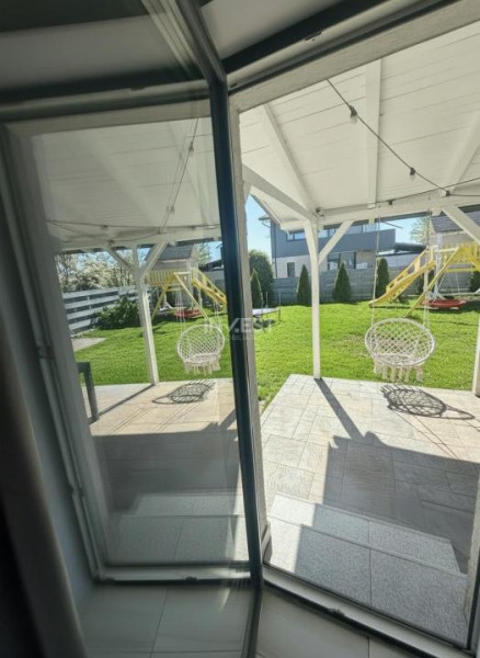 Casa individuala, 4 camere, 105 mp utili, zona Miroslava