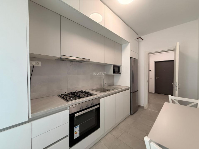 Apartament 1 cameră 44MP, etaj intermediar, bloc din 2024 în zona Podu Roș
