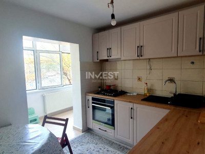 Apartament de vanzare! 3 camere, decomandat, zona Nicolina 2, Iasi