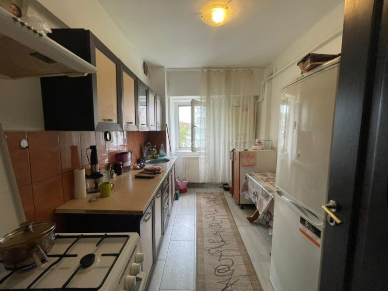 Apartament de vanzare, 2 camere, decomandat, zona Pacurari, Iasi