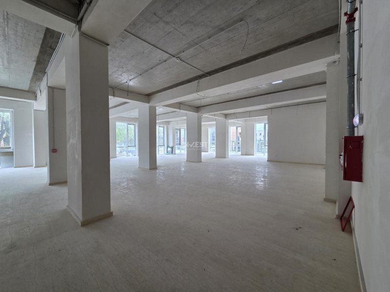 Spatiu de vanzare-Complex Azimut-COMISION 0%