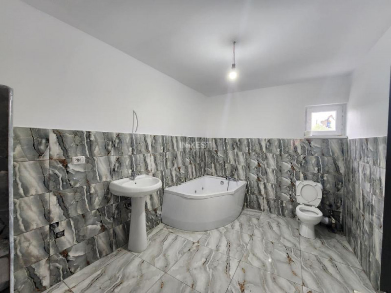 CASA INDIVIDUALA, 4 CAMERE, 2 BAI, 570 MP TEREN, TOMESTI