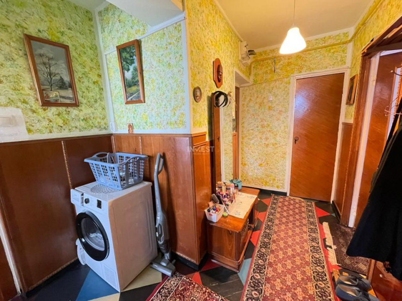 Apartament 3 camere-Podu Ros-70 mp-sens giratoriu