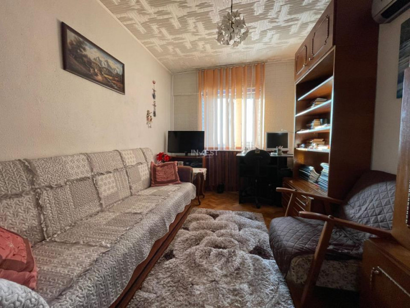 Apartament 4 camere, decomandat, zona Pacurari - Esplanada, Iasi 