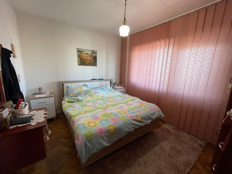 Apartament 4 camere, decomandat, zona Pacurari - Esplanada, Iasi 