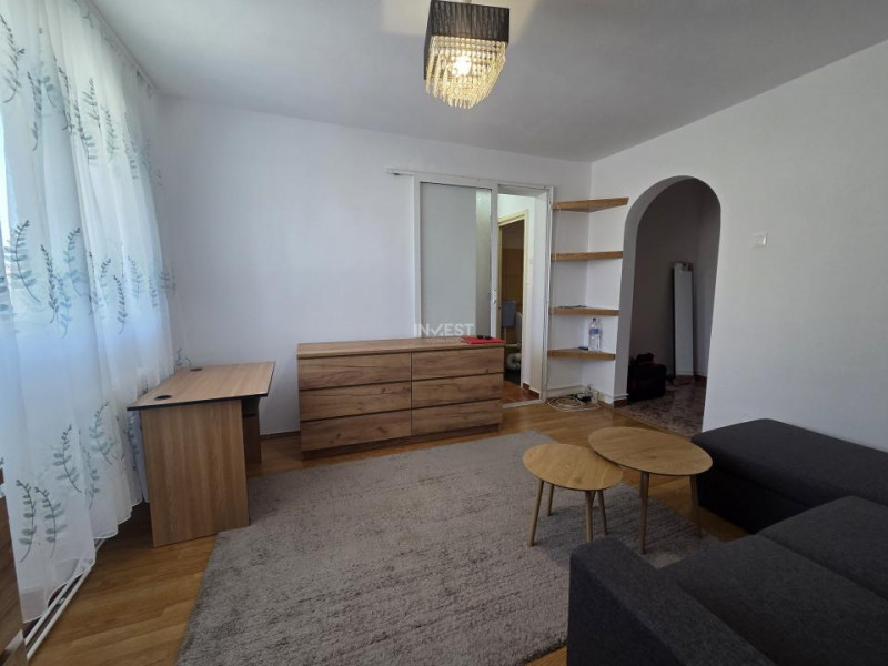 Inchiriere-2 camere-Piata Alexandru cel Bun