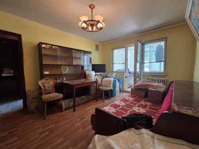 Apartament 3 camere, etaj 3, Alexandru cel bun