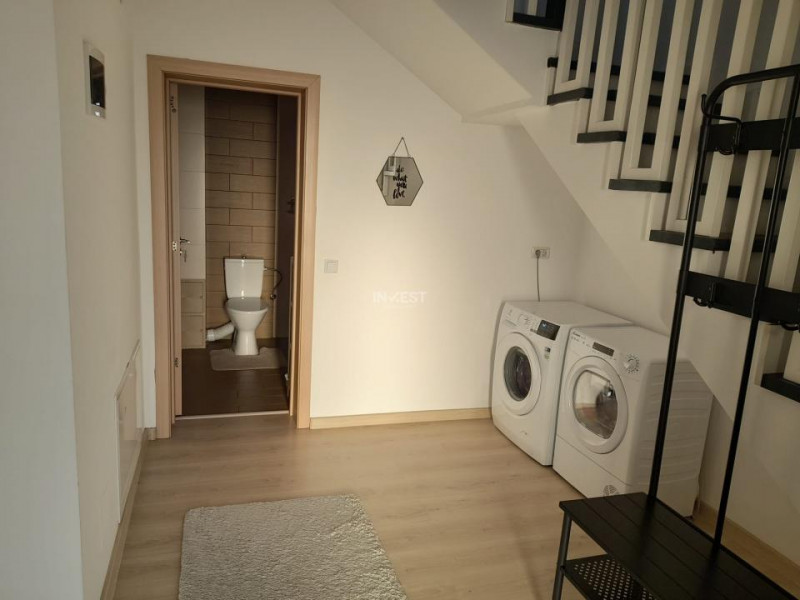 CASA INDIVIDUALA , 4 CAMERE, 2 BAI , 450 MP DE TEREN , MIROSLAVA