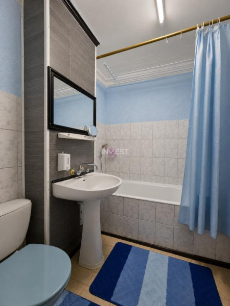 Apartament 3 camere-decomandat-etaj 1