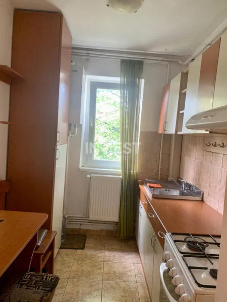 Apartament de vanzare 2 camere, zona Pacurari, Iasi