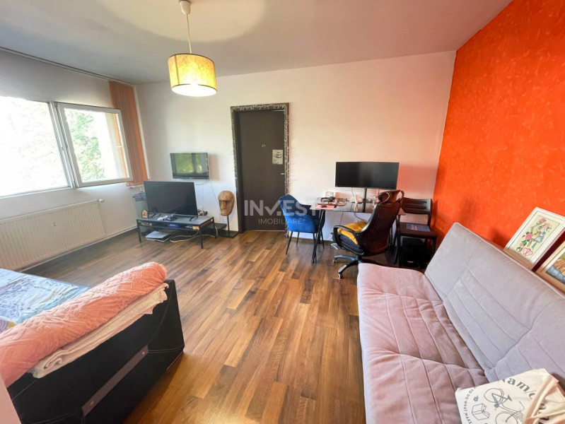 Podu Ros-Apartament 2 camere-etaj 2-bloc fara risc