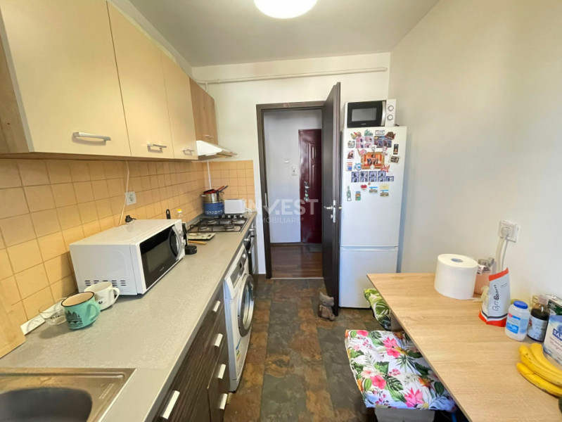Podu Ros-Apartament 2 camere-etaj 2-bloc fara risc