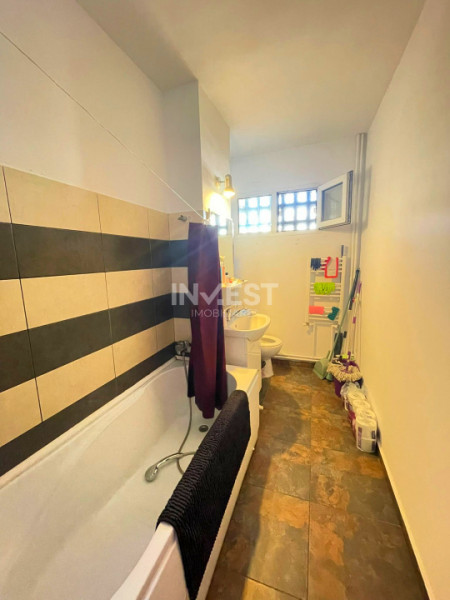 Podu Ros-Apartament 2 camere-etaj 2-bloc fara risc