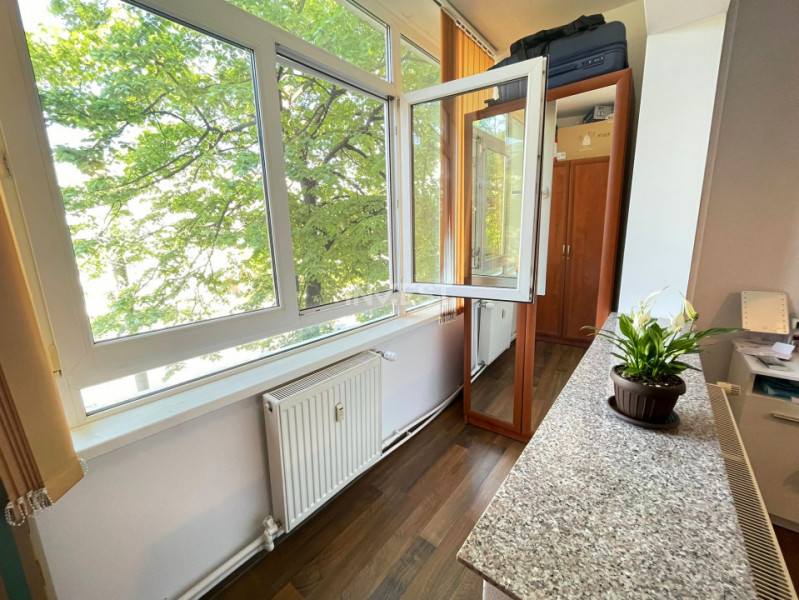Podu Ros-Apartament 2 camere-etaj 2-bloc fara risc