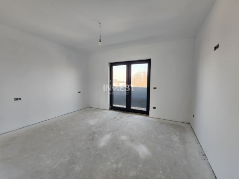 CASA CU 5 CAMERE, CAPAT CUG-VALEA ADANCA