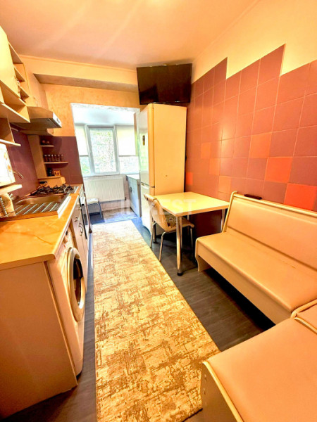Apartament 2 camere-Podul de Piatra-etaj 1