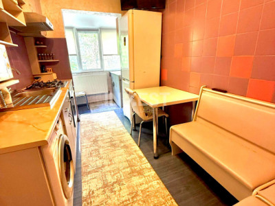 Apartament 2 camere-Podul de Piatra-etaj 1