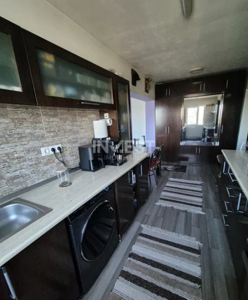 Apartament 4 camere-Tatarasi