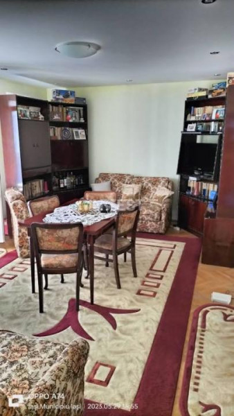 Apartament de 3 camere-etaj intermediar-Pasaj Octav Bancila