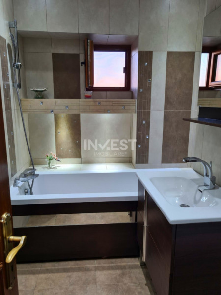 Apartament 3 camere decomandat-80 mp-Podu Ros-bloc 1994