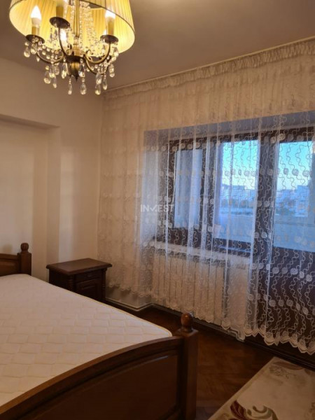 Apartament 3 camere decomandat-80 mp-Podu Ros-bloc 1994