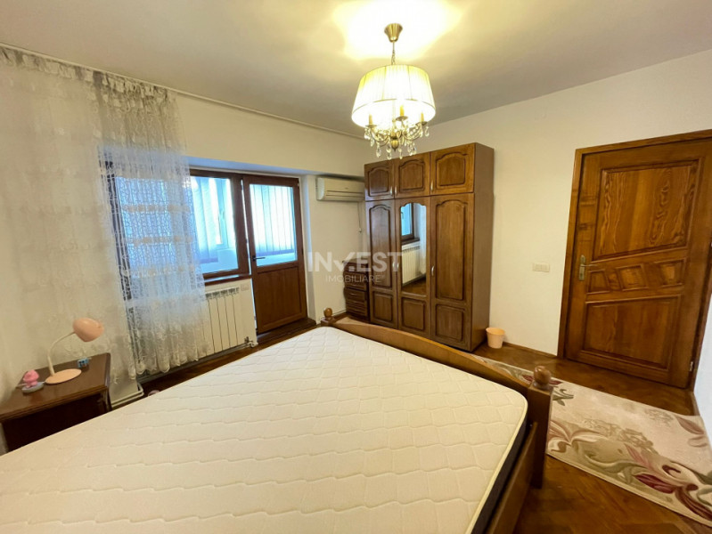 Apartament 3 camere decomandat-80 mp-Podu Ros-bloc 1994