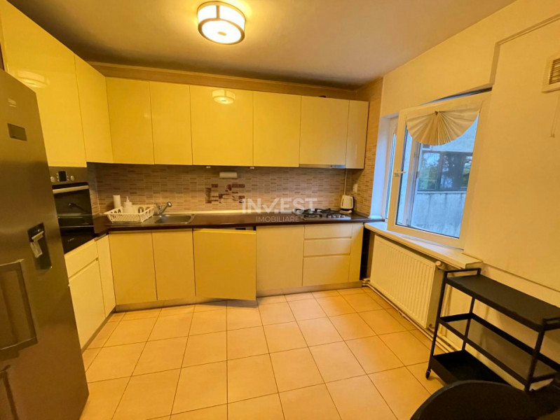 Apartament 3 camere-72 mp-Podu Ros-Palas Mall-etaj intermediar