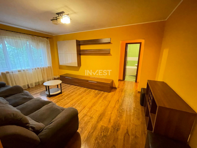 Apartament 3 camere-72 mp-Podu Ros-Palas Mall-etaj intermediar