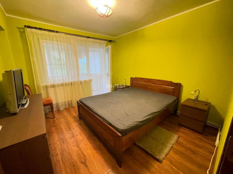 Apartament 3 camere-72 mp-Podu Ros-Palas Mall-etaj intermediar
