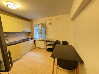 Apartament 3 camere-72 mp-Podu Ros-Palas Mall-etaj intermediar