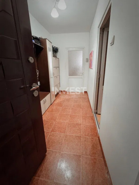 Apartament 3 Camere-etaj intermediar-Tătărași