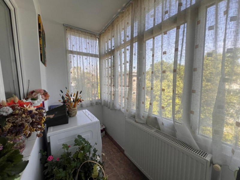 Apartament 3 Camere-etaj intermediar-Tătărași