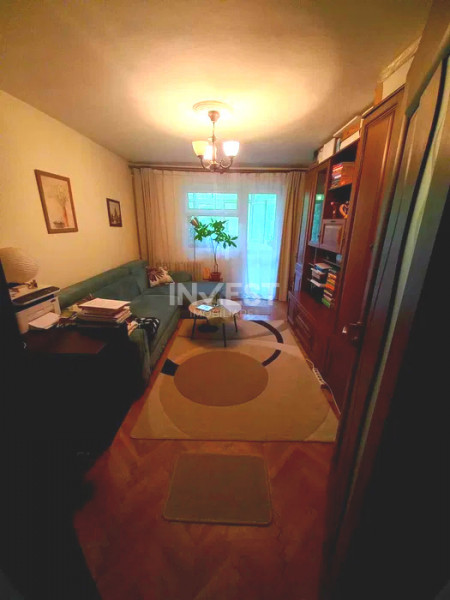 Apartament 2 camere decomandat-Podul de Piatra-bloc fara risc