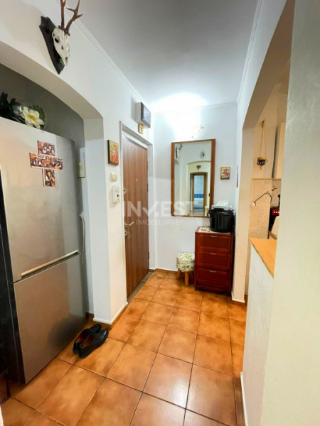 Apartament 2 camere-etaj 1-Podul de Piatra